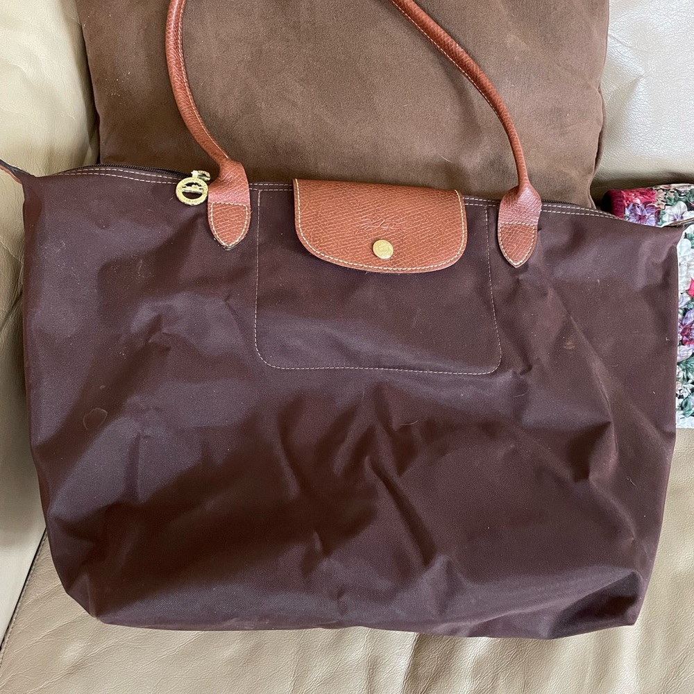 Women’s large Longchamp handbag.  Gently used.